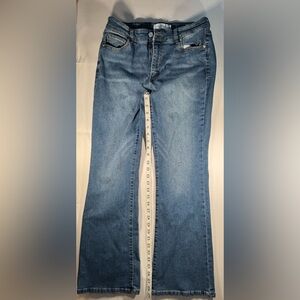 Tahari Women's Medium Blue Boot Cut Jeans 29” inseam